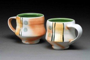 porcelain-mugs-with-crackle-soda-fired-emily-murphy